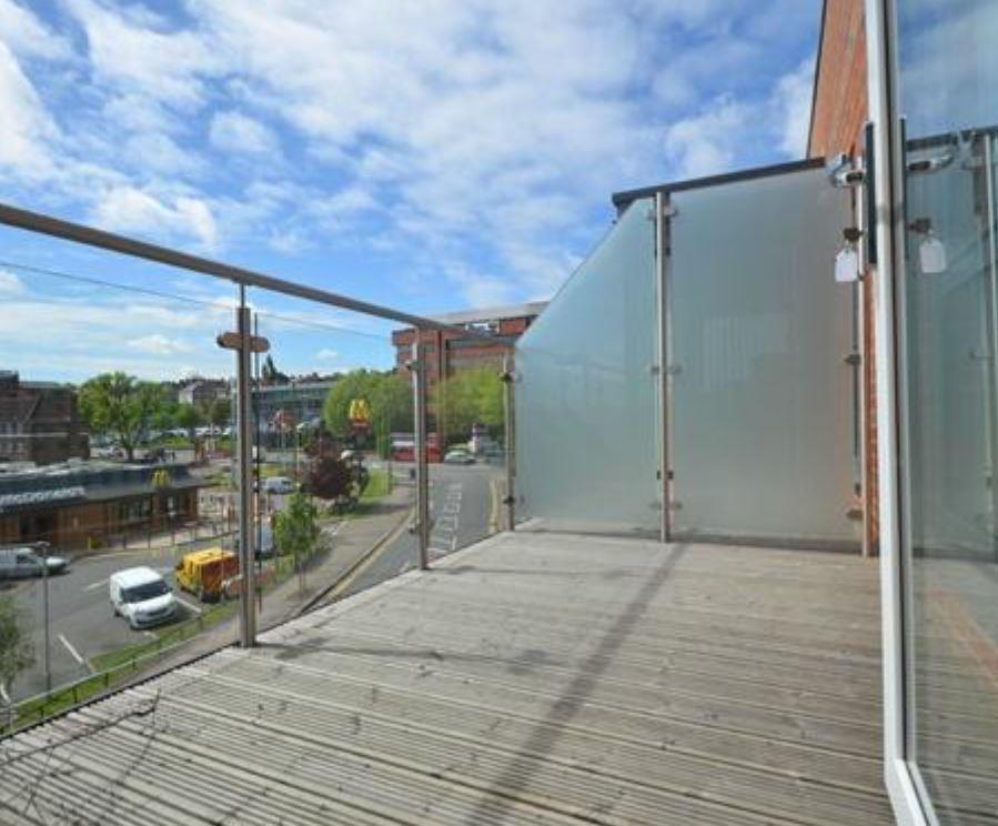 Zenith Close, Colindale